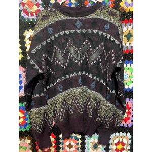 Vintage Impact Knitted Acrylic and Genuine Leather Sweater Medium